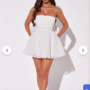 Chic Strapless White Dress
